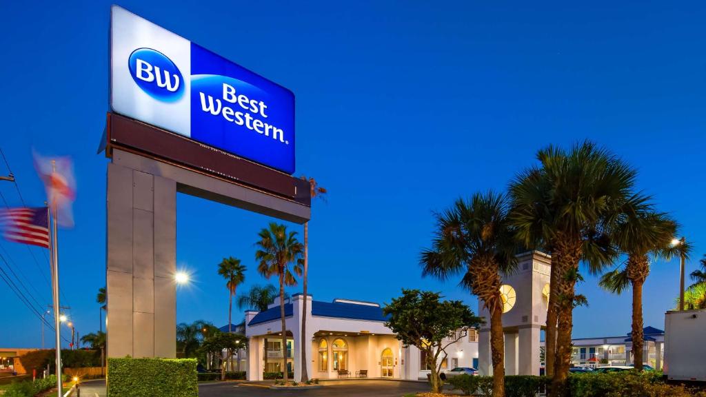 Best Western Orlando East Inn & Suites Main image 1